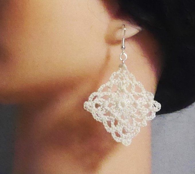Boucles d'oreilles  IVOIRE au crochet