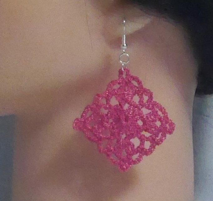 Boucles d'oreilles  ROSE indien  au crochet