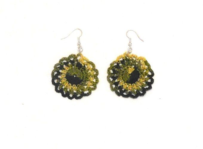 Boucles d'oreilles VERT au crochet