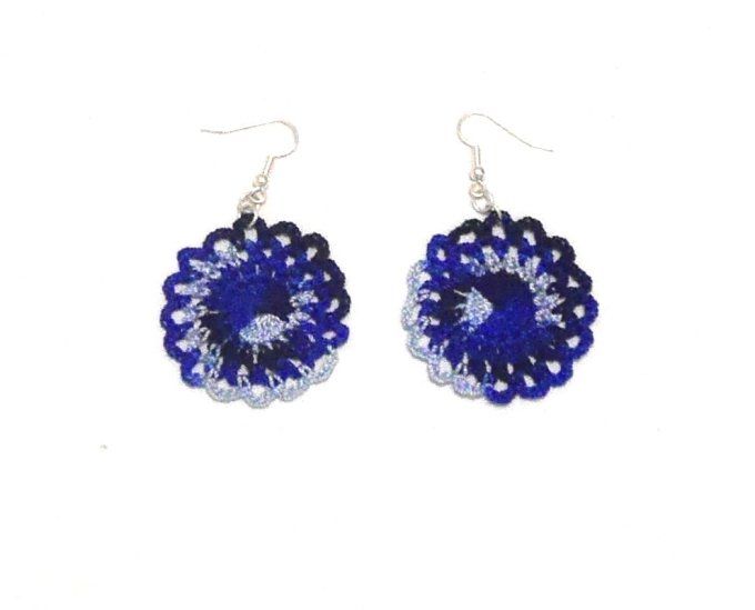 Boucles d'oreilles  BLEU au crochet
