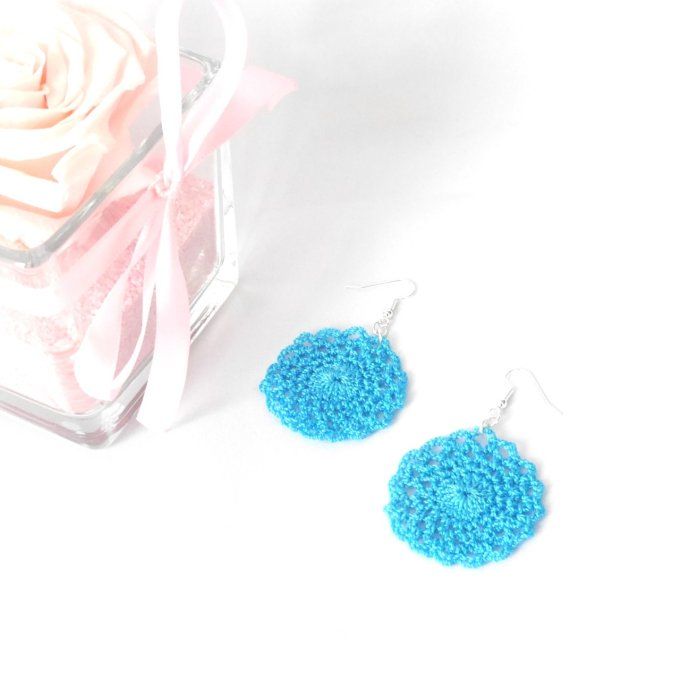 Boucles d'oreilles  BLEU TURQUOISE au crochet