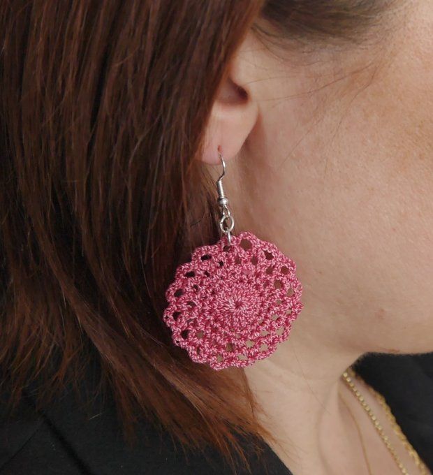 Boucles d'oreilles VIEUX ROSE au crochet