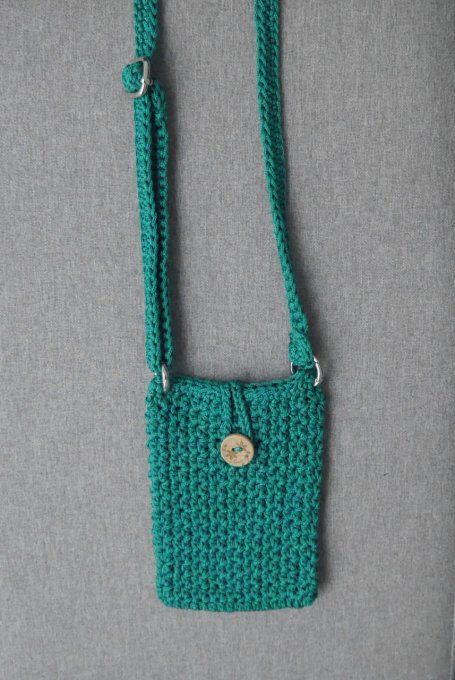Pochette téléphone VERT EMERAUDE au crochet