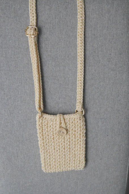 Pochette téléphone JAUNE pâle au crochet
