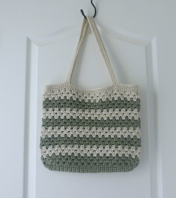 Sac au crochet VERT et ECRU (crème)