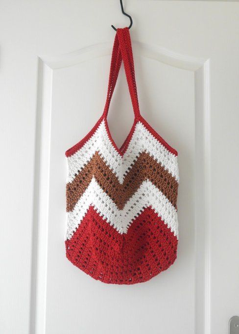 Sac fourre-tout rouge blanc rouille au crochet fait main. Grand sac bohème chic
