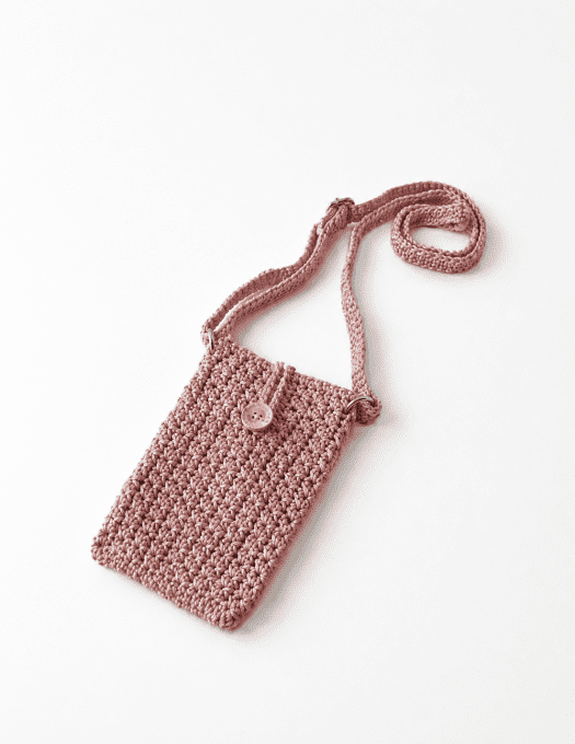 Pochette smartphone rose poudré au crochet